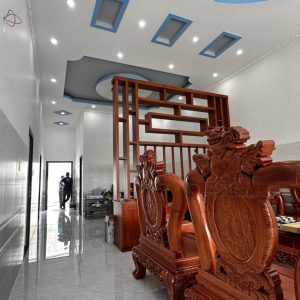 Anh Hồng - Chị Bình