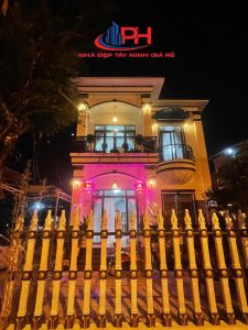 BÀN GIAO MẪU NHÀ MÁI NHẬT